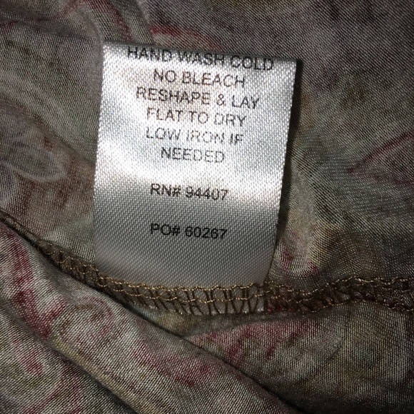 SOLD-Travel Smith Women’s Orange Brown Tneck Large - Picture 7 of 7